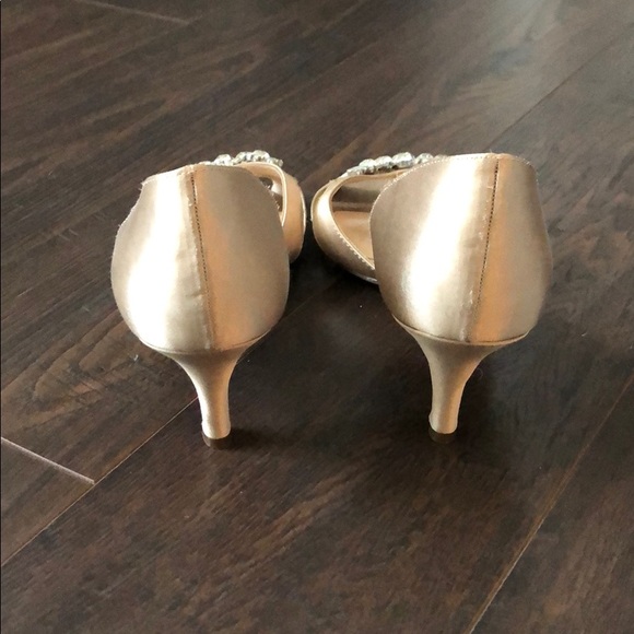 Heels - Picture 3 of 5